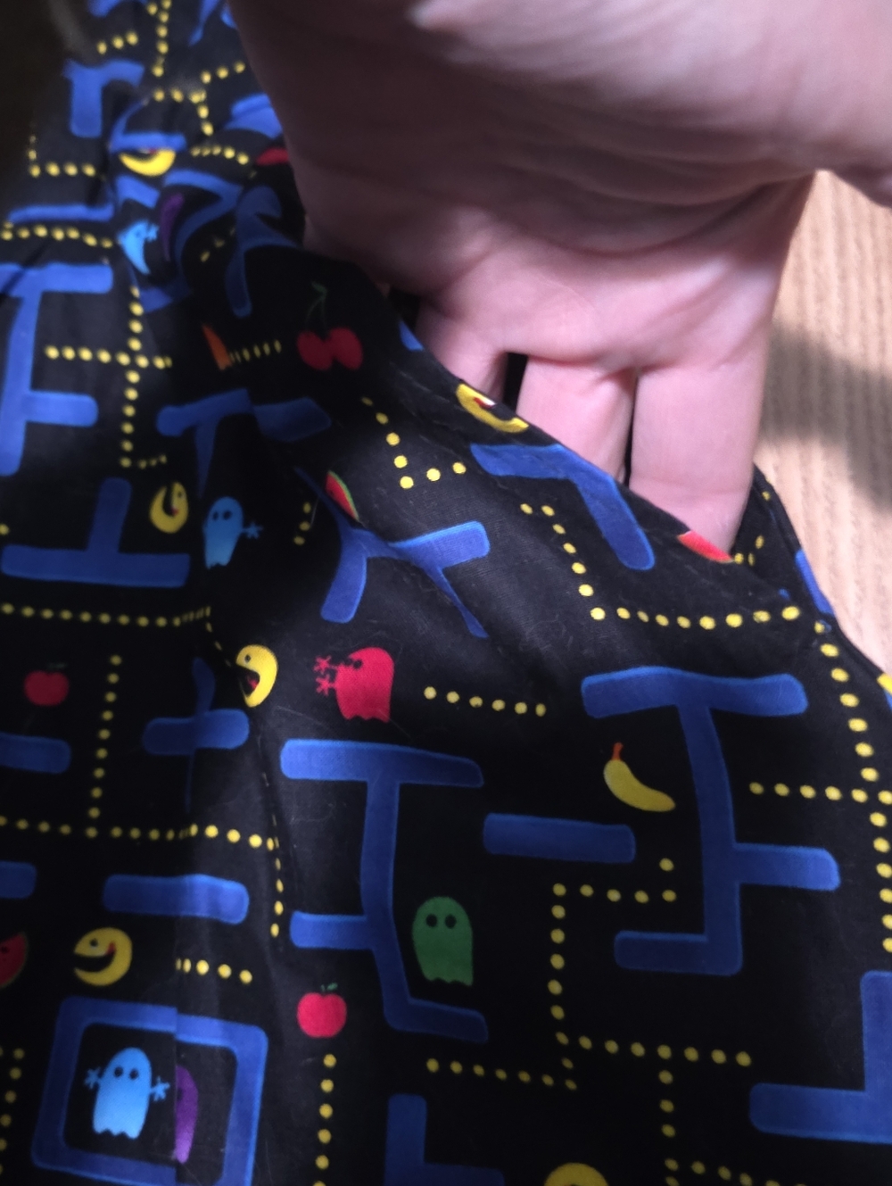 Retrolicious Sleeveless Pac Man Gamer Girl Dress - Picture 6 of 7